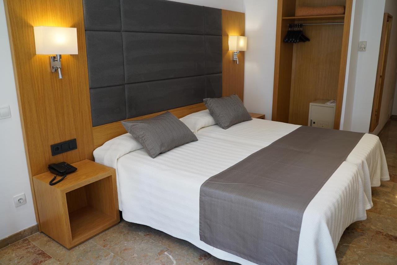 Armadams Hotel