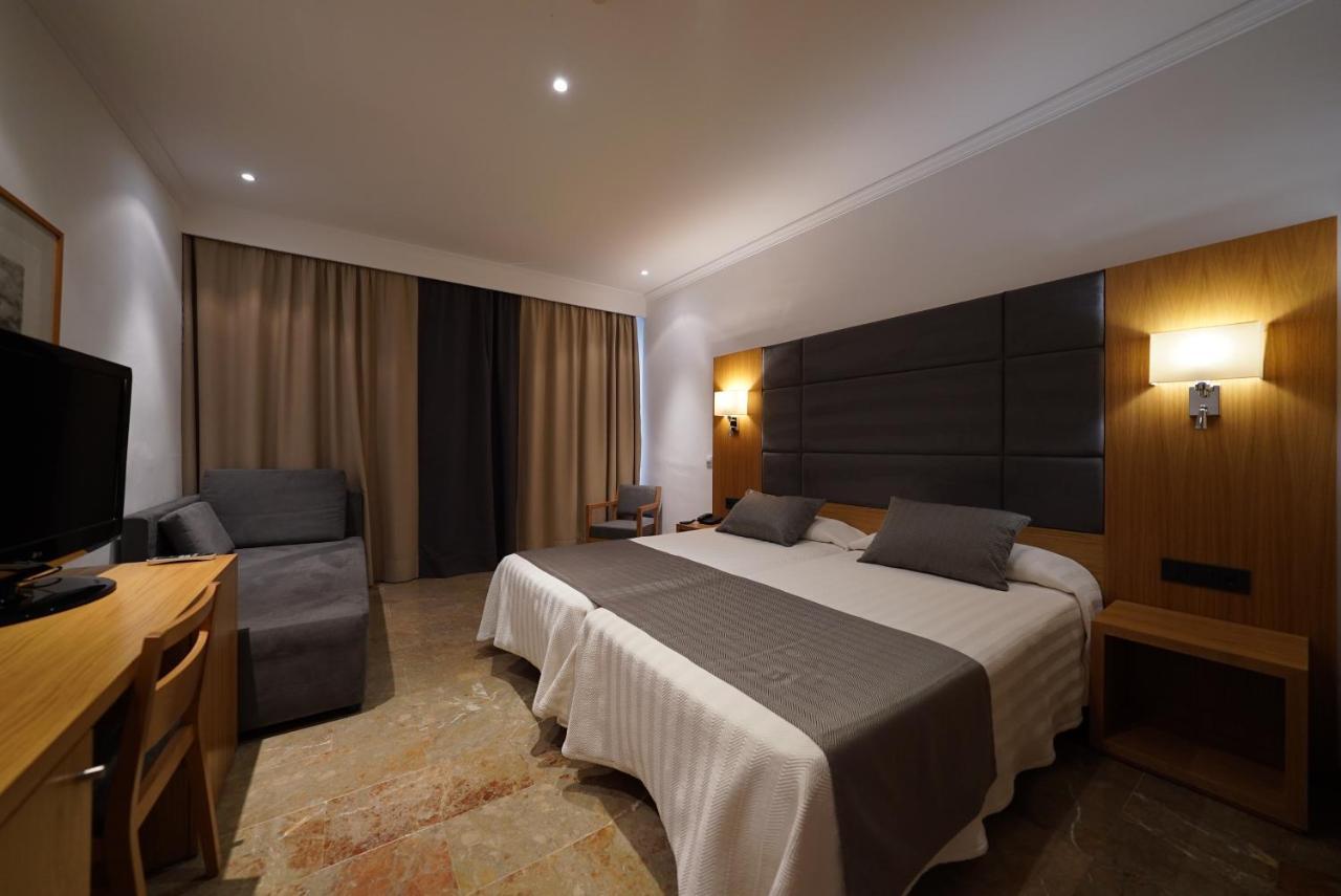 Armadams Hotel 4*