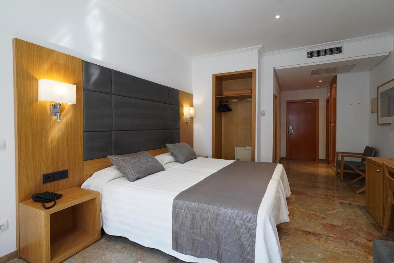 Armadams Hotel