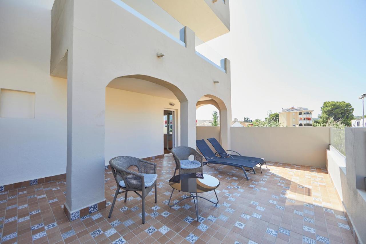 Nura & Hotel 4*