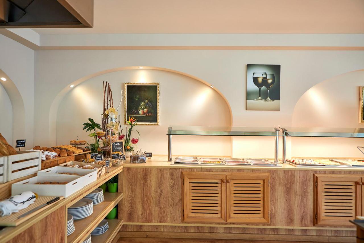 Nura & Hotel 4*