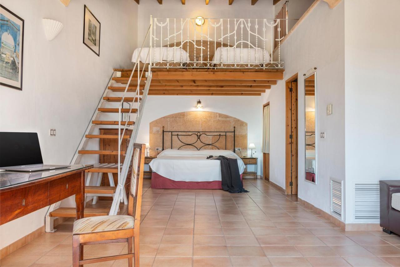 Canals & Agroturismo Campos (Mallorca)