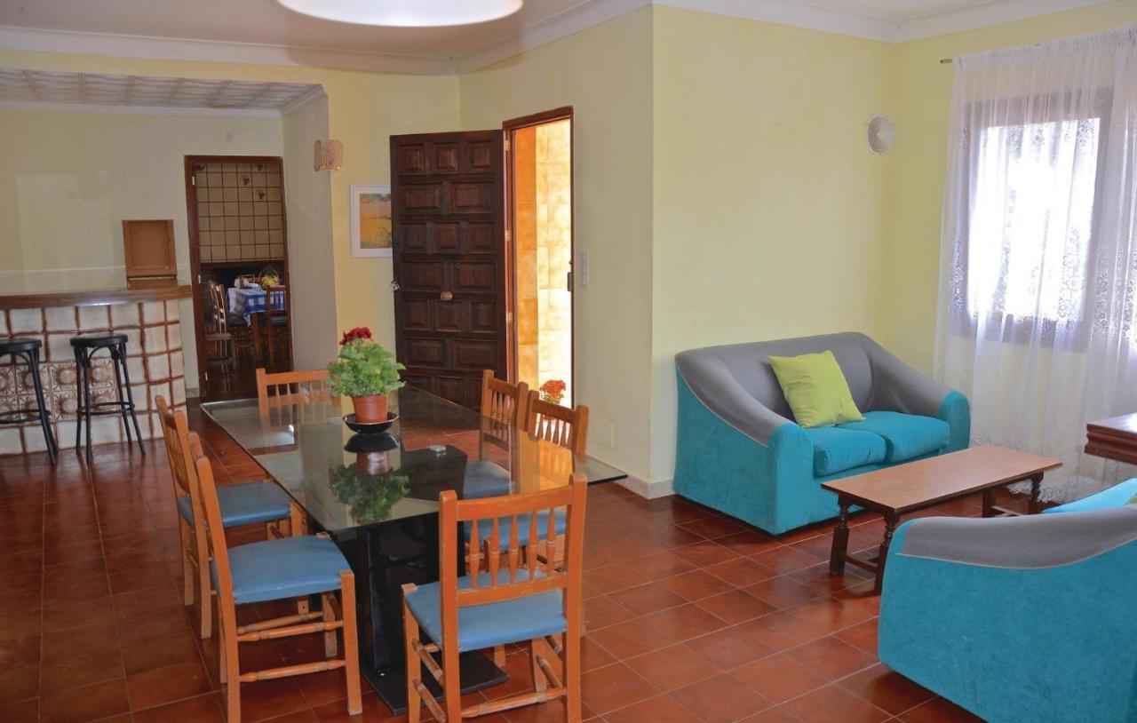Сasa de vacaciones Cozy In With Kitchen