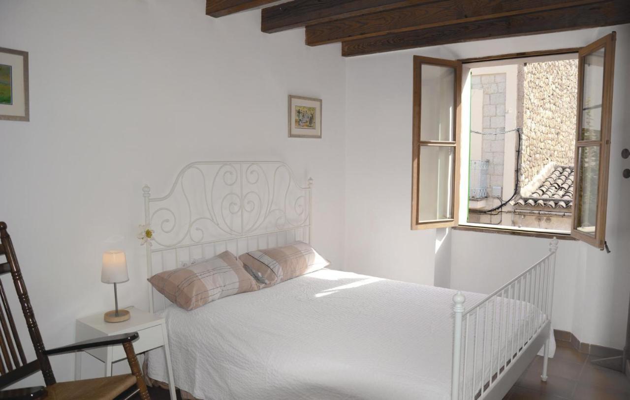Сasa de vacaciones Nice In Sller With 4 Bedrooms And Wifi *