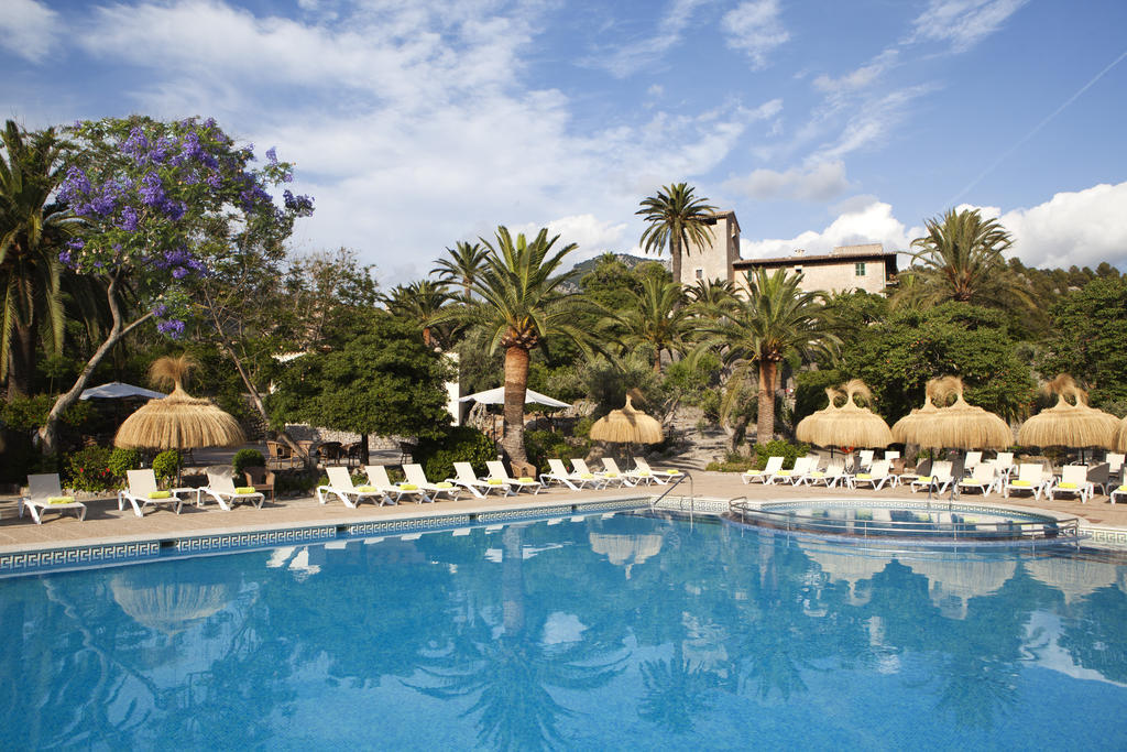 Hotel Es Port 4*