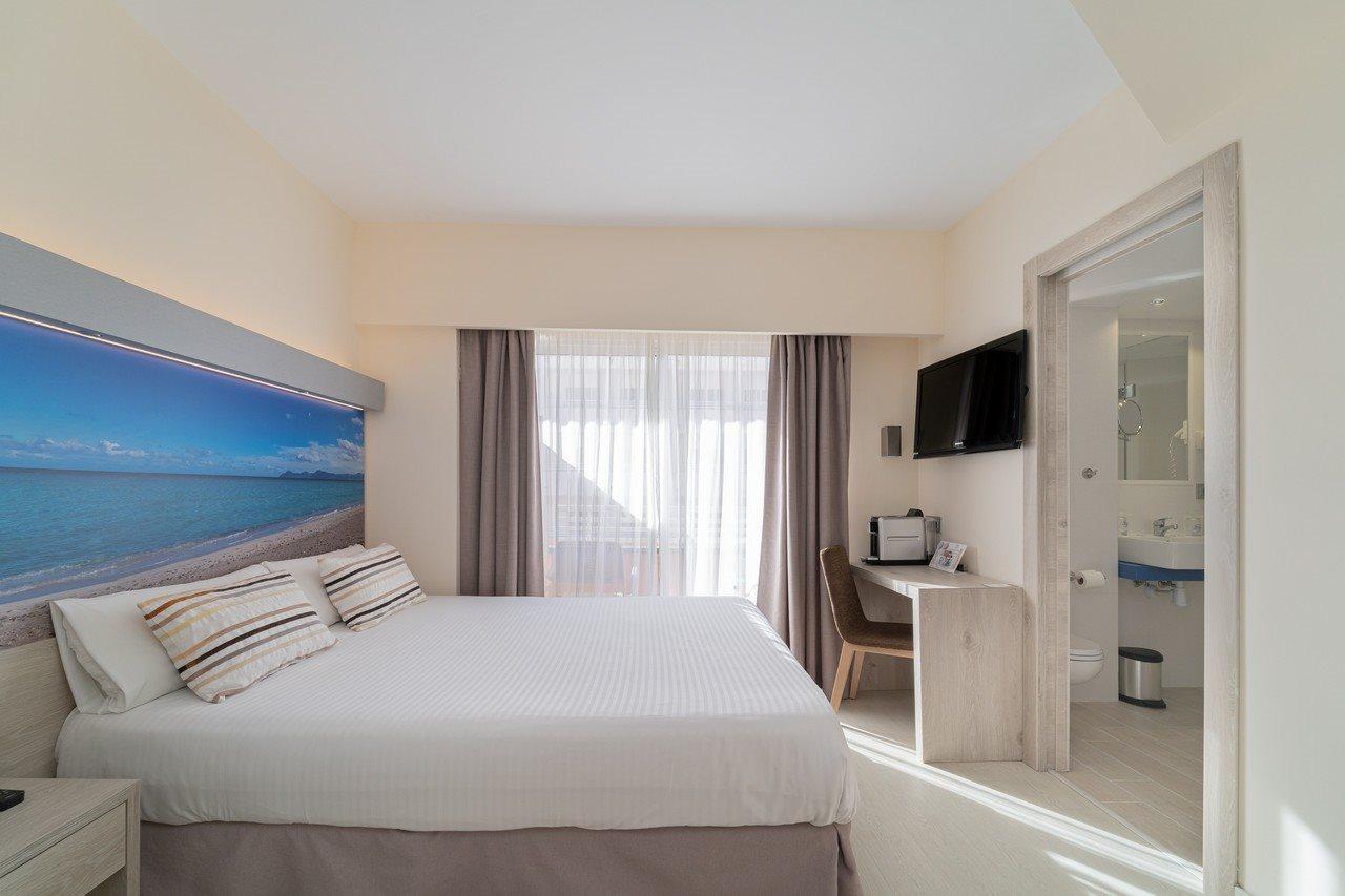 Ferrer Janeiro & Hotel 4*