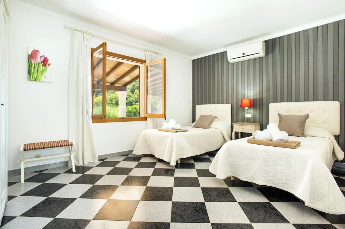 New! Orquidea - Walking Distance To Village Villa