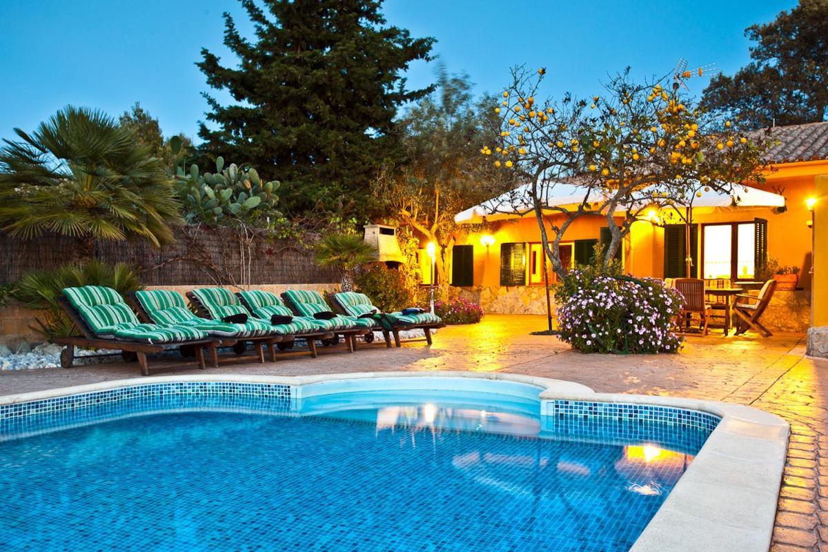 El Mal Pas / Seguinet Villa *
