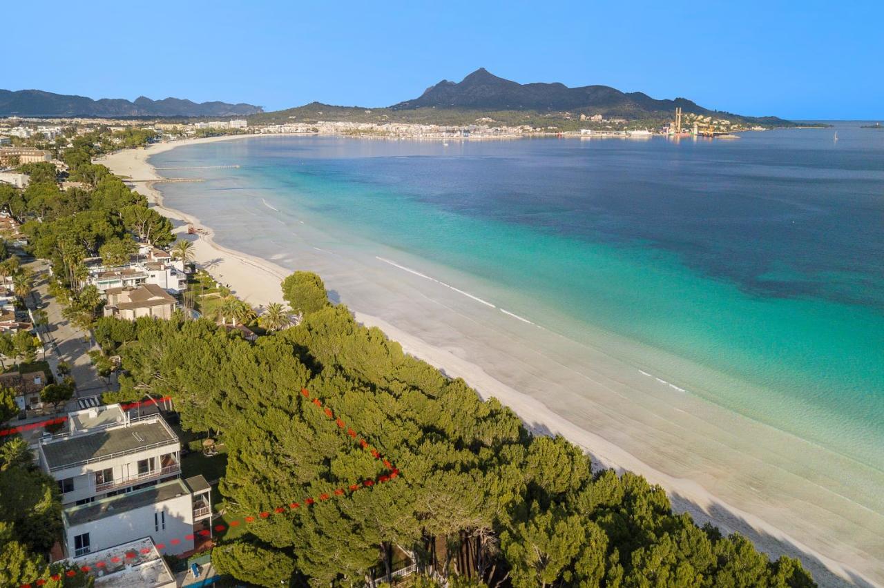 Beach Front Estate Large Garden&private Pool Villa