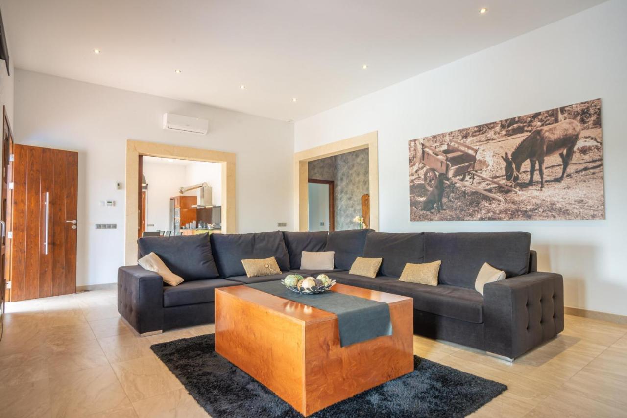 Luz De Luna Villa Petra (Mallorca)