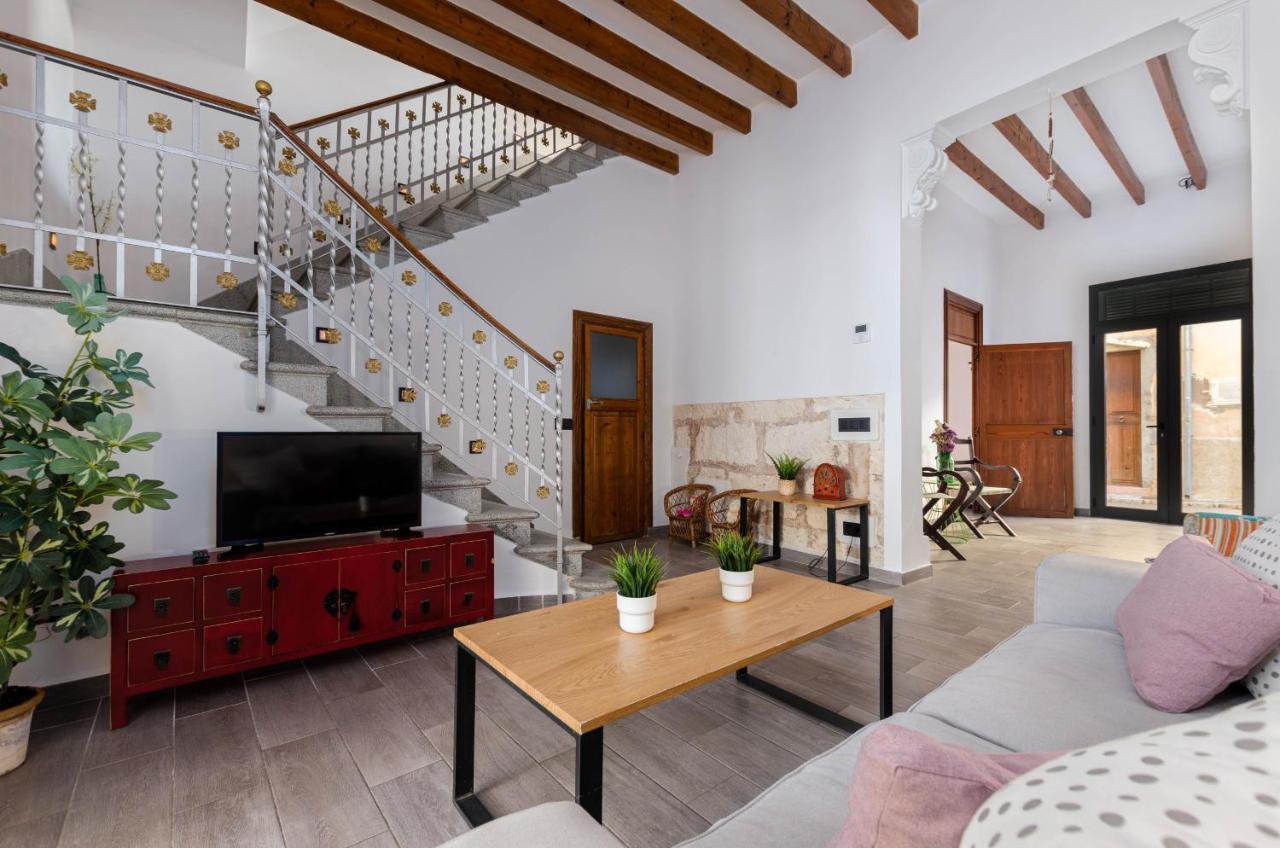 Yourhouse Jordi, Air Conditioned House With Private Pool