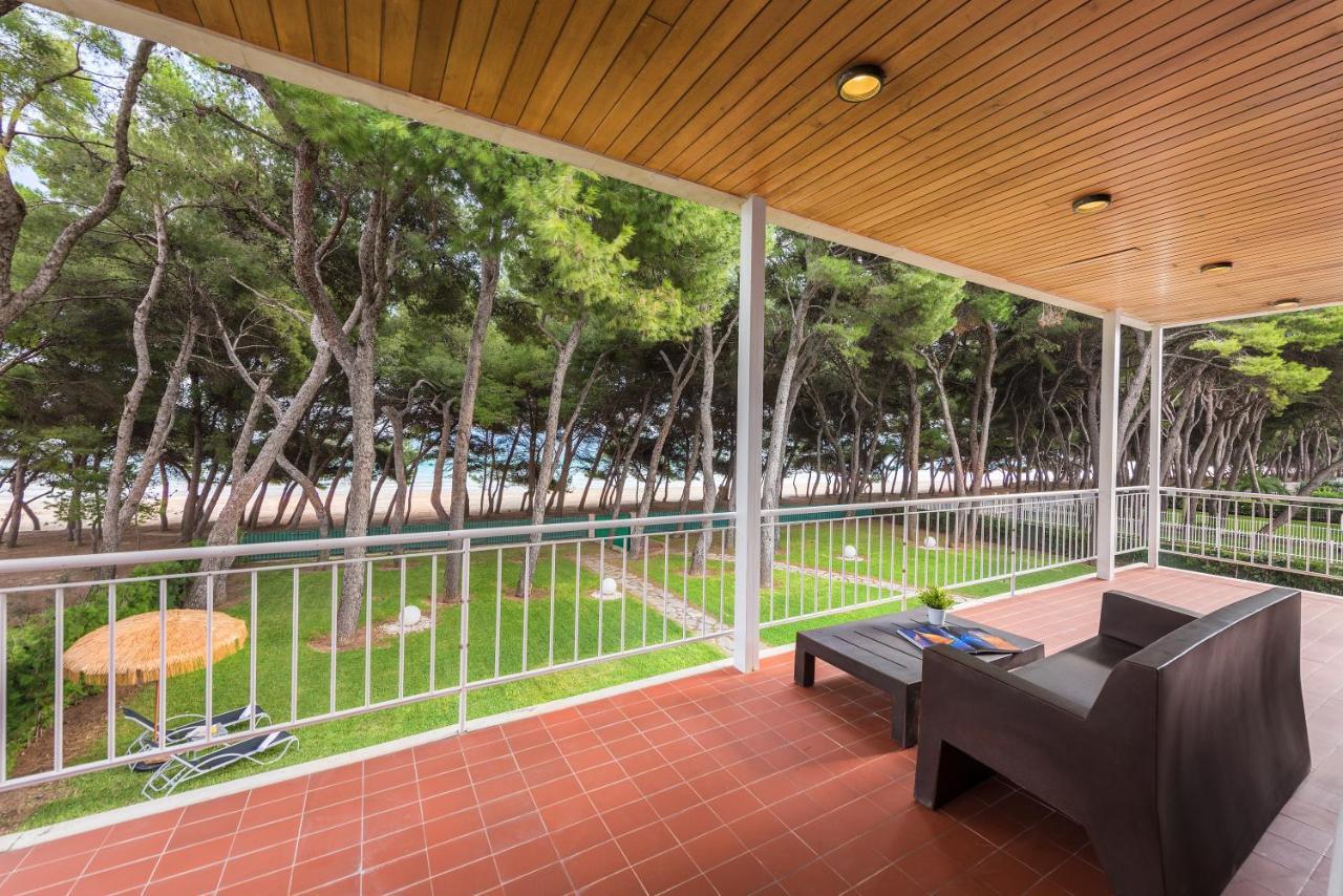 Villa Beach Front Estate Large Garden&private Pool Alcúdia