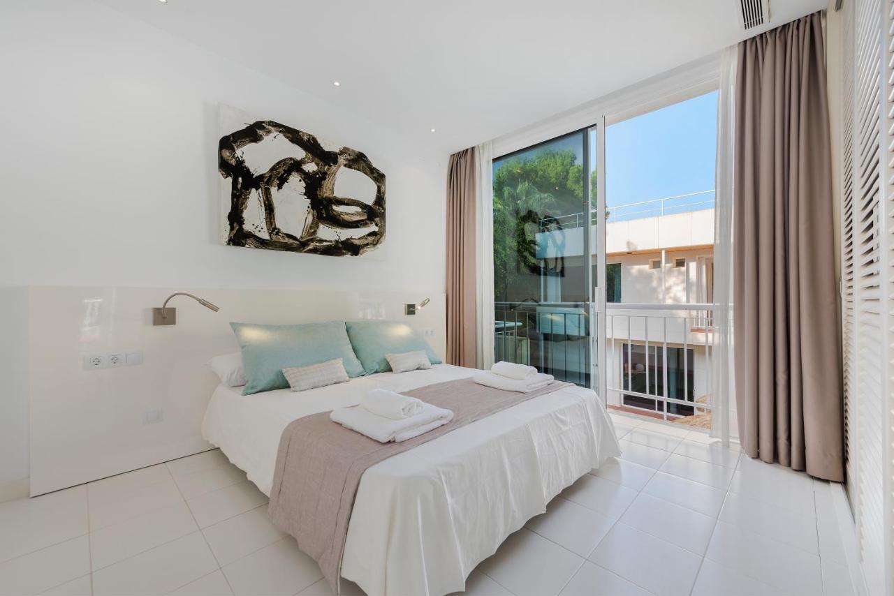 Villa Beach Front Estate Large Garden&private Pool *