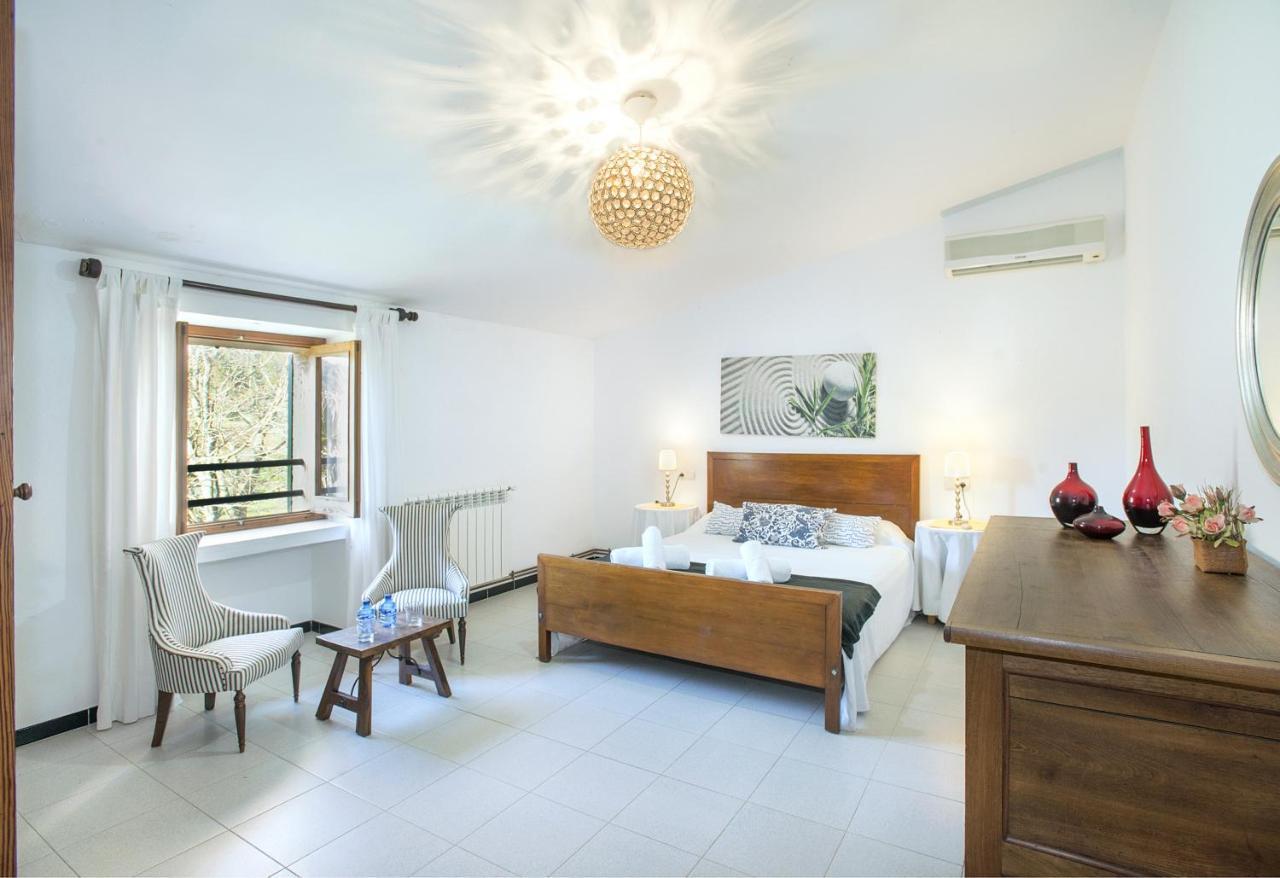 Owl Brullet - Rustic Villa