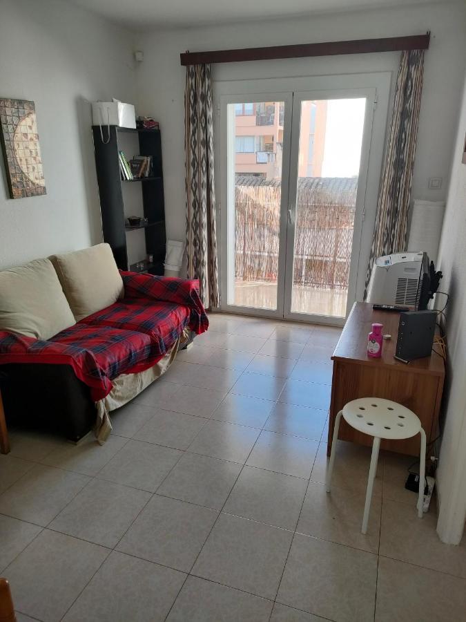 Pensión Camera Privata Singola In Appartamento, Bagno In Comune, Aria Condizionata Caldo Freddo, Wifi, Tv *