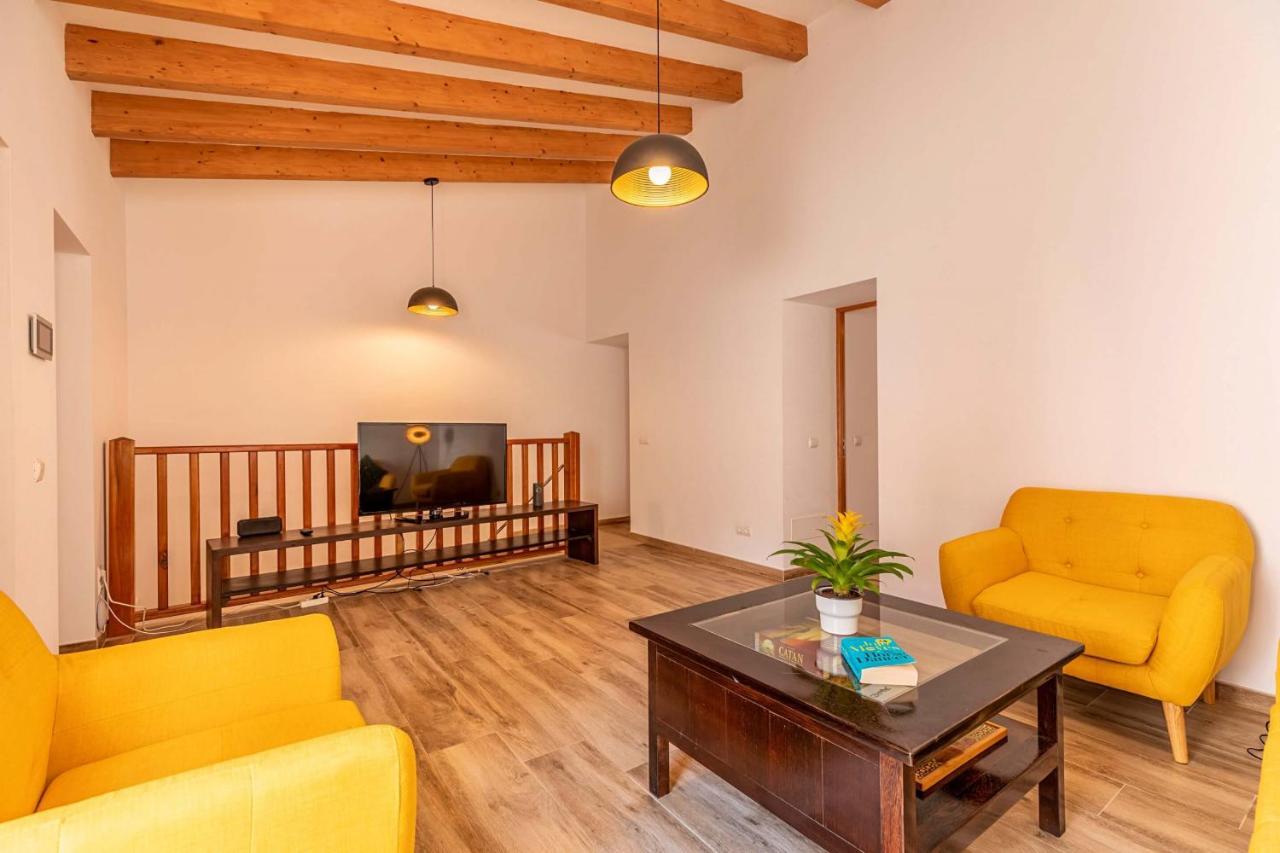 Casa Horta 125 *
