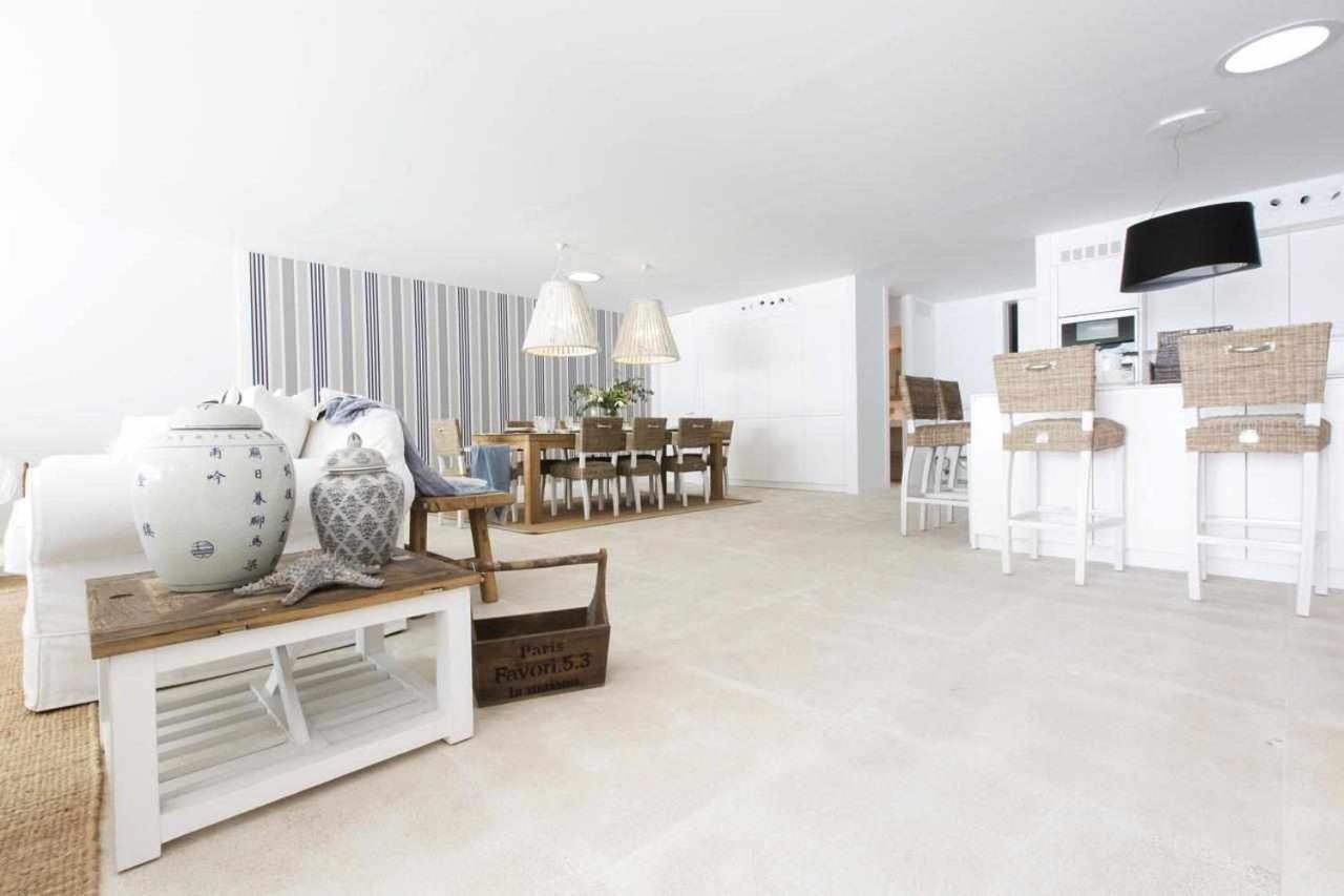 Beachfront Es Turo Apartment