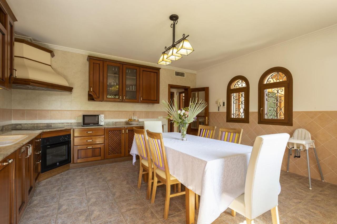 Villa Xispa Family