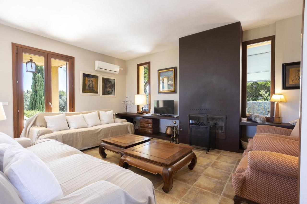 Alzina 454 Country house *