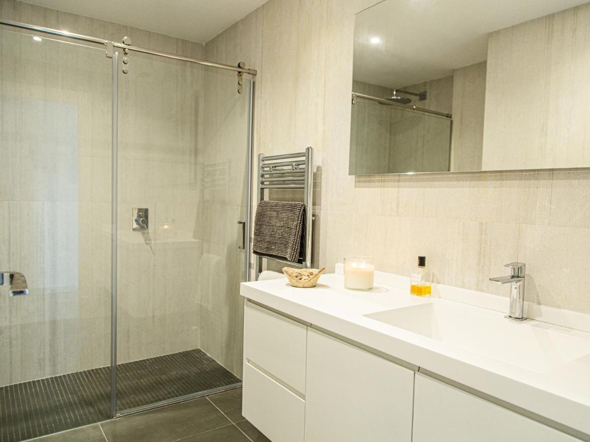 Villa Es Turó, Luxury Beachfront In Colonia San Jordi *