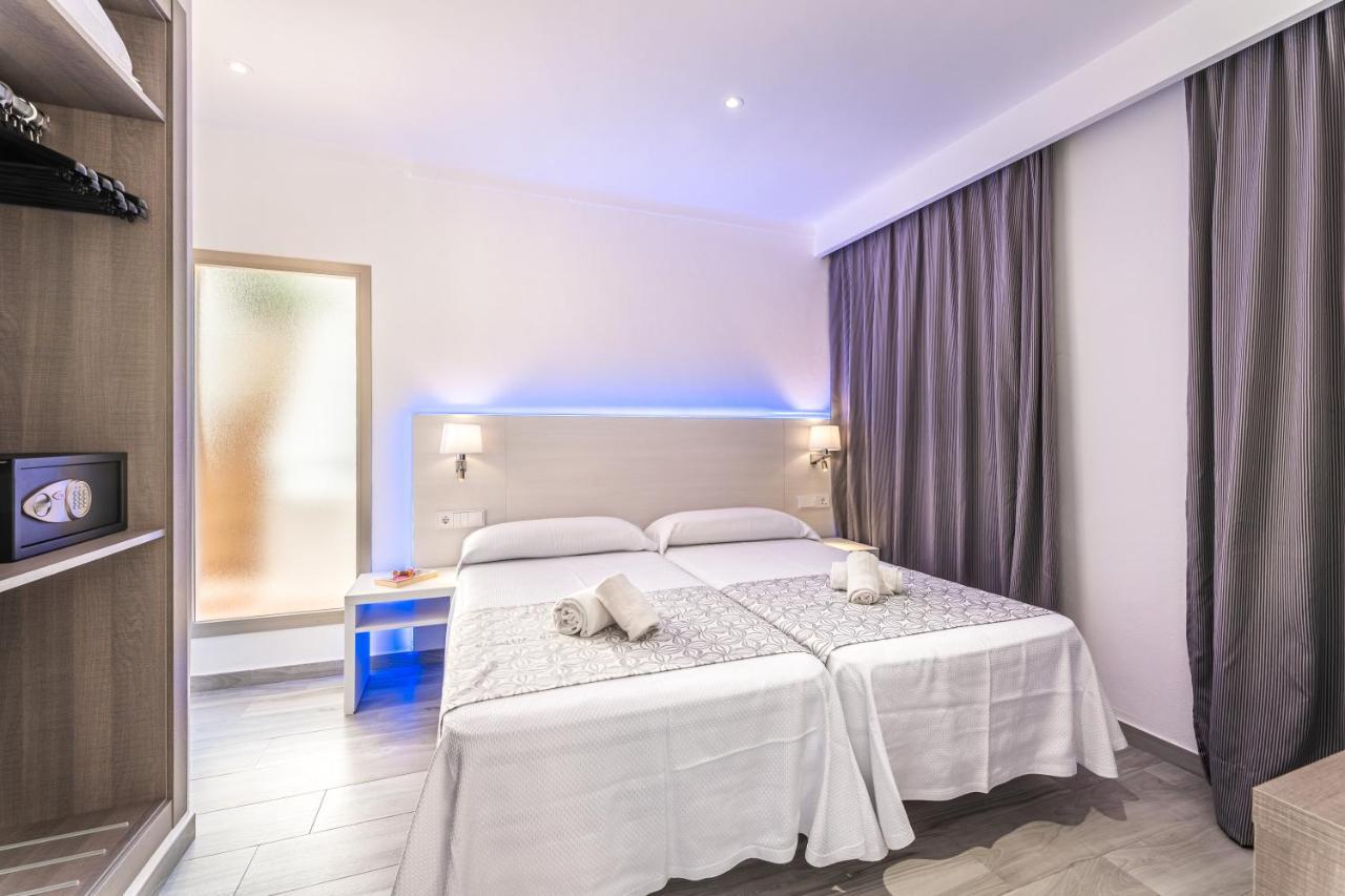 Apartahotel Playa Ferrera
