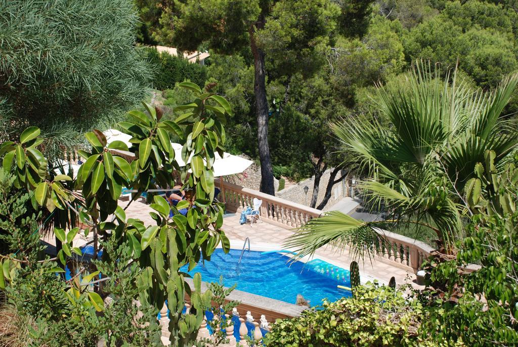 Petit Cala Fornells Hotel 5*