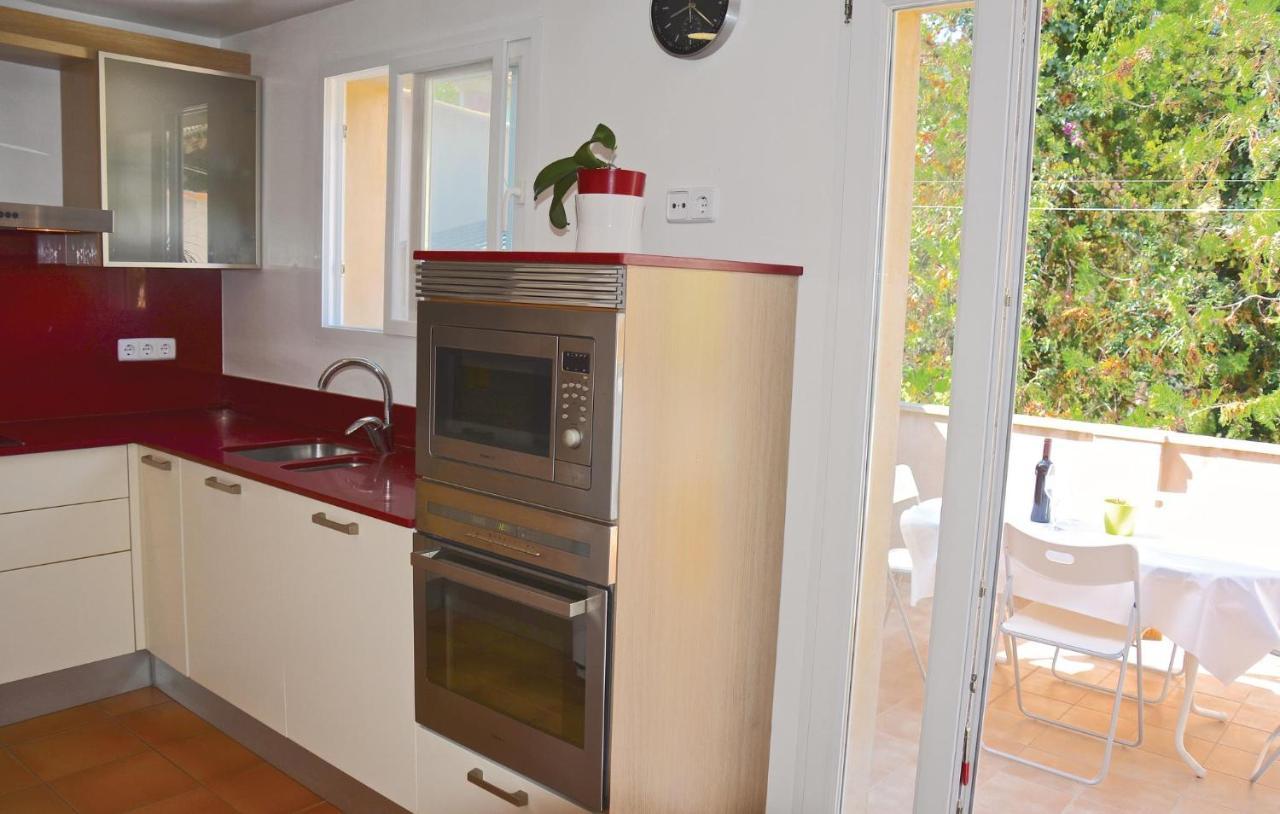 Nice In Sller With 4 Bedrooms And Wifi Сasa de vacaciones *