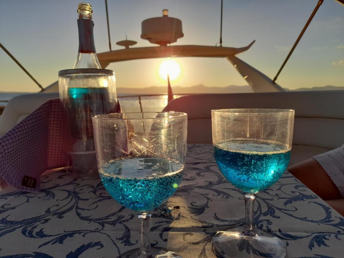 Yacht 18m Sunseeker In Mallorca Mit Fruehstueck & Bordcrew El Arenal (Mallorca)