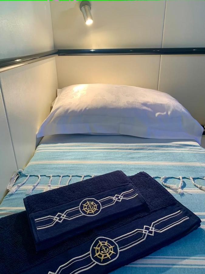 Yacht 18m Sunseeker In Mallorca Mit Fruehstueck & Bordcrew El Arenal (Mallorca)
