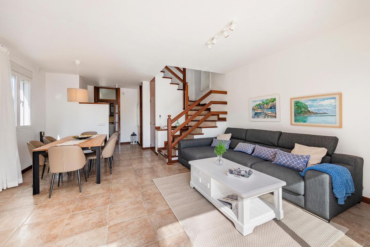 Сasa de vacaciones Charming Semi-detached Holiday By The Sea Ii *
