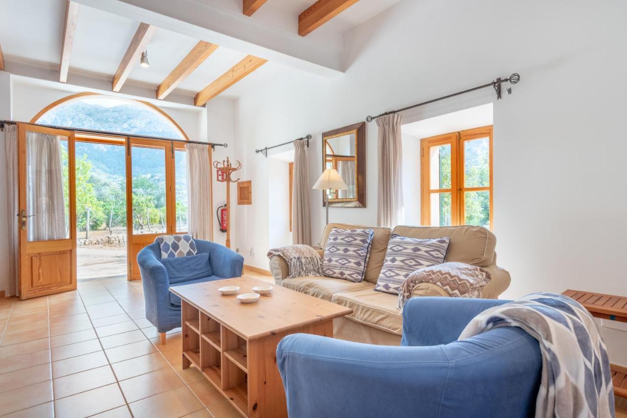 Semi-detached Sunny Country House, Near Gr221 *