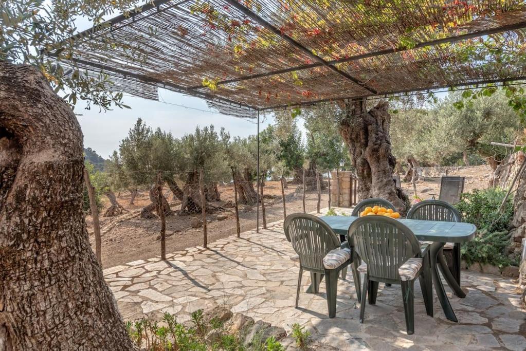 Сasa de vacaciones Semi-detached Sunny Country House, Near Gr221 *