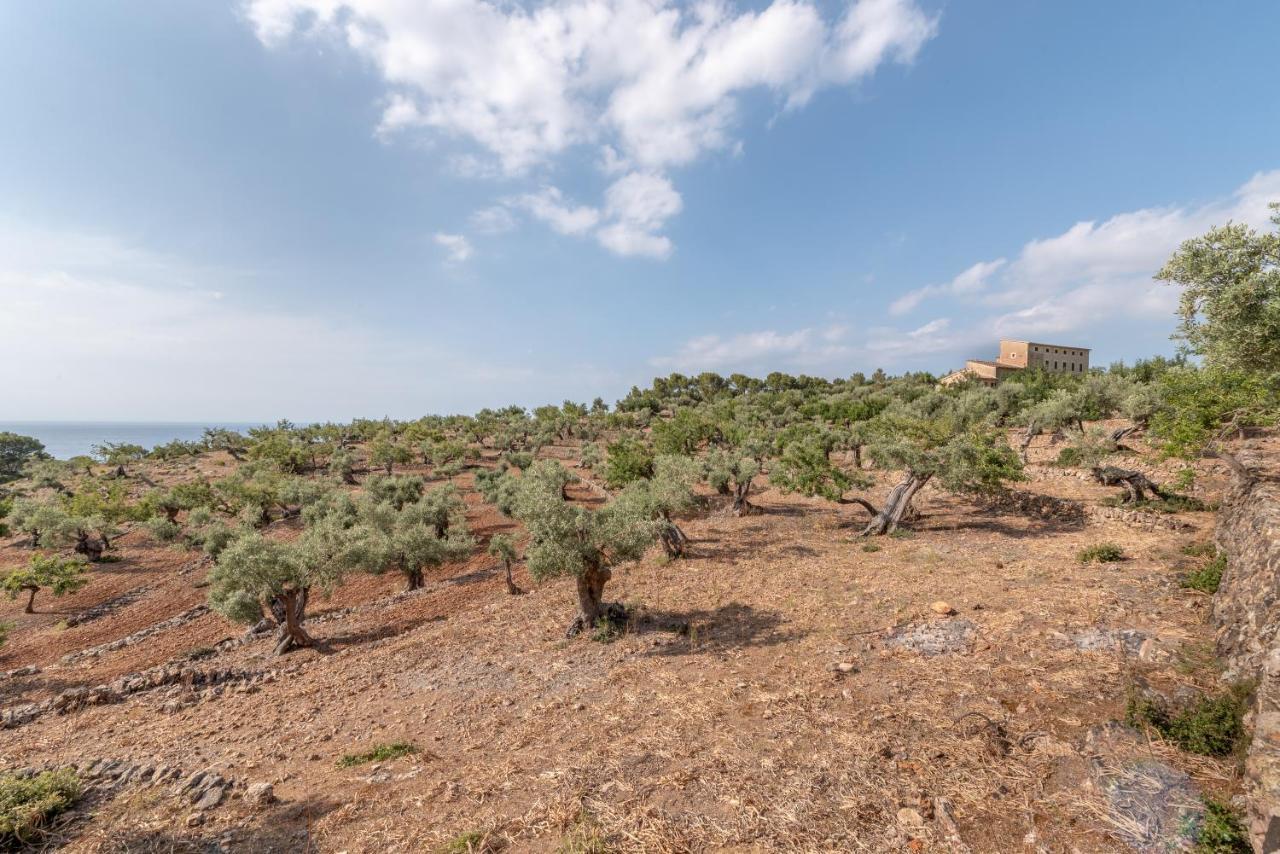 Semi-detached Sunny Country House, Near Gr221