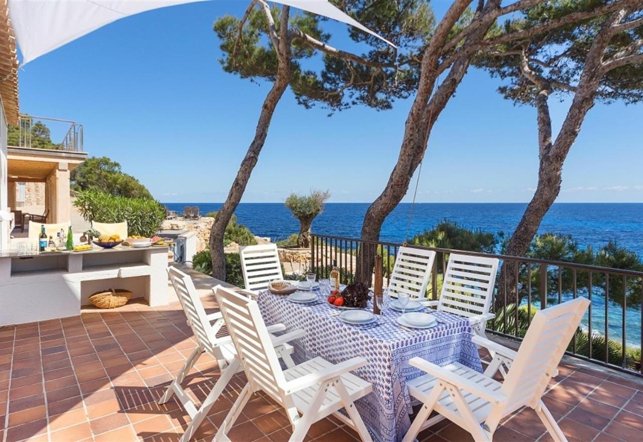 Seaside Villa *