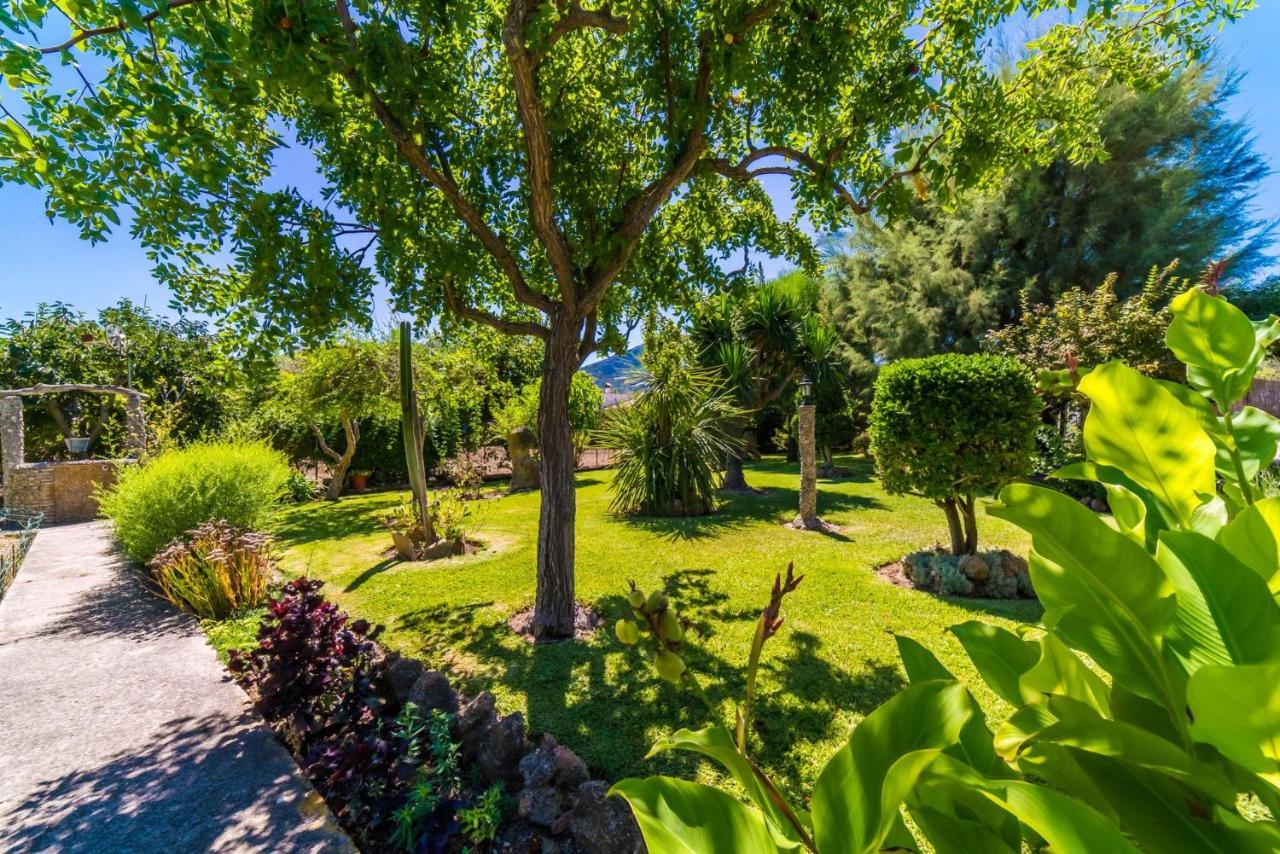 Sort Llarga Country house