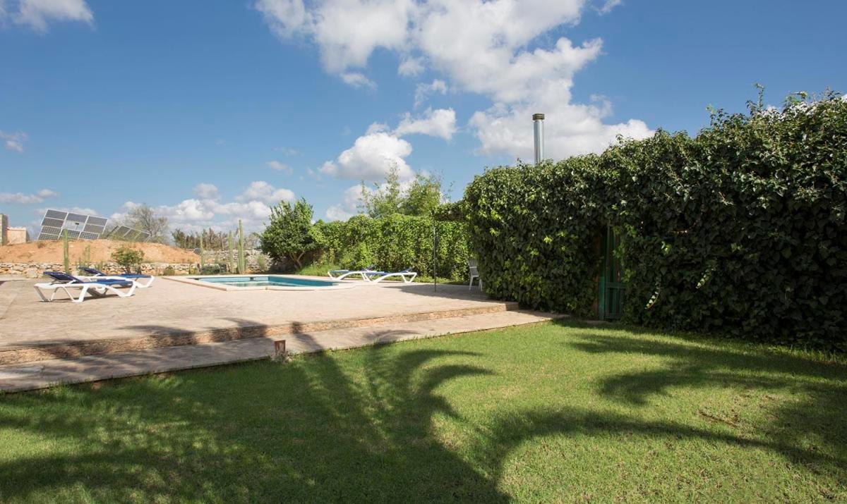 Servera Villa