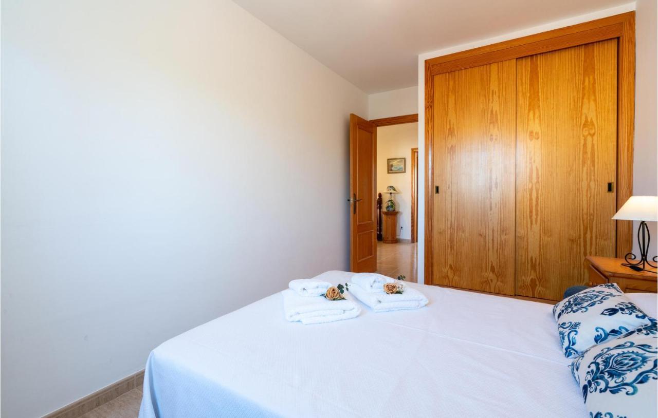 Stunning In Port D'alcúdia With Wifi&4 Bedrooms * Puerto de Alcúdia