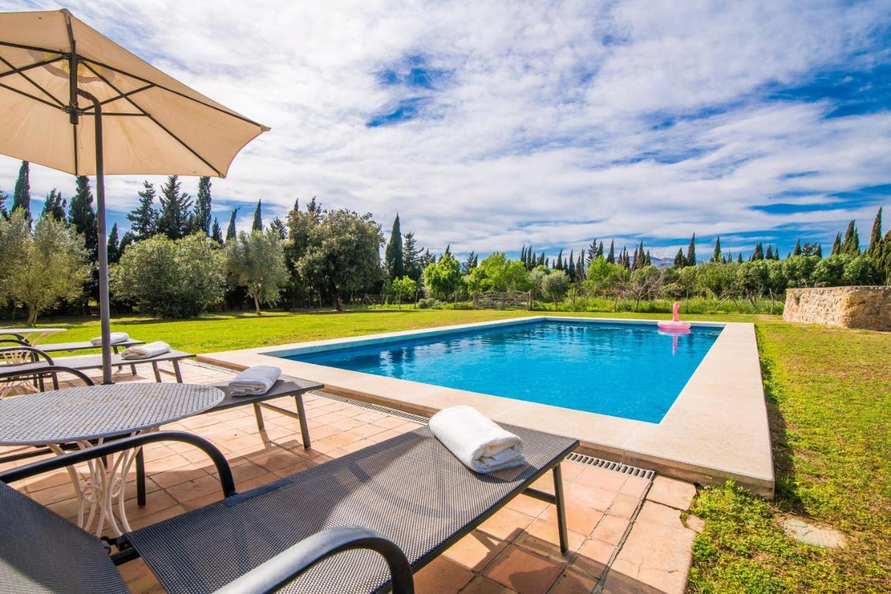 Villa Traumhafte Familien-finca - 8 Gäste, Pool, Pferde&hühner, Ruhe&privatsphäre Sa Pobla