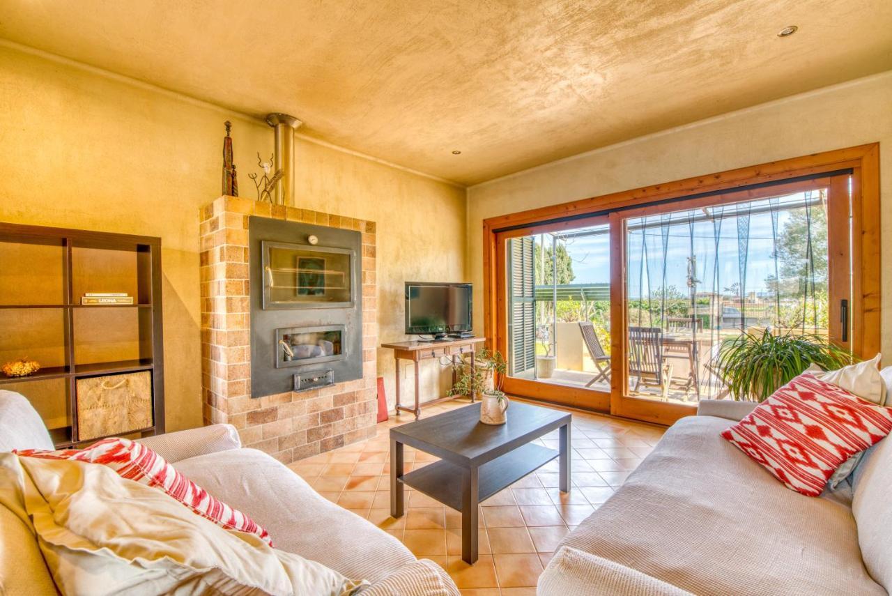 Villa Traumhafte Familien-finca - 8 Gäste, Pool, Pferde&hühner, Ruhe&privatsphäre Sa Pobla