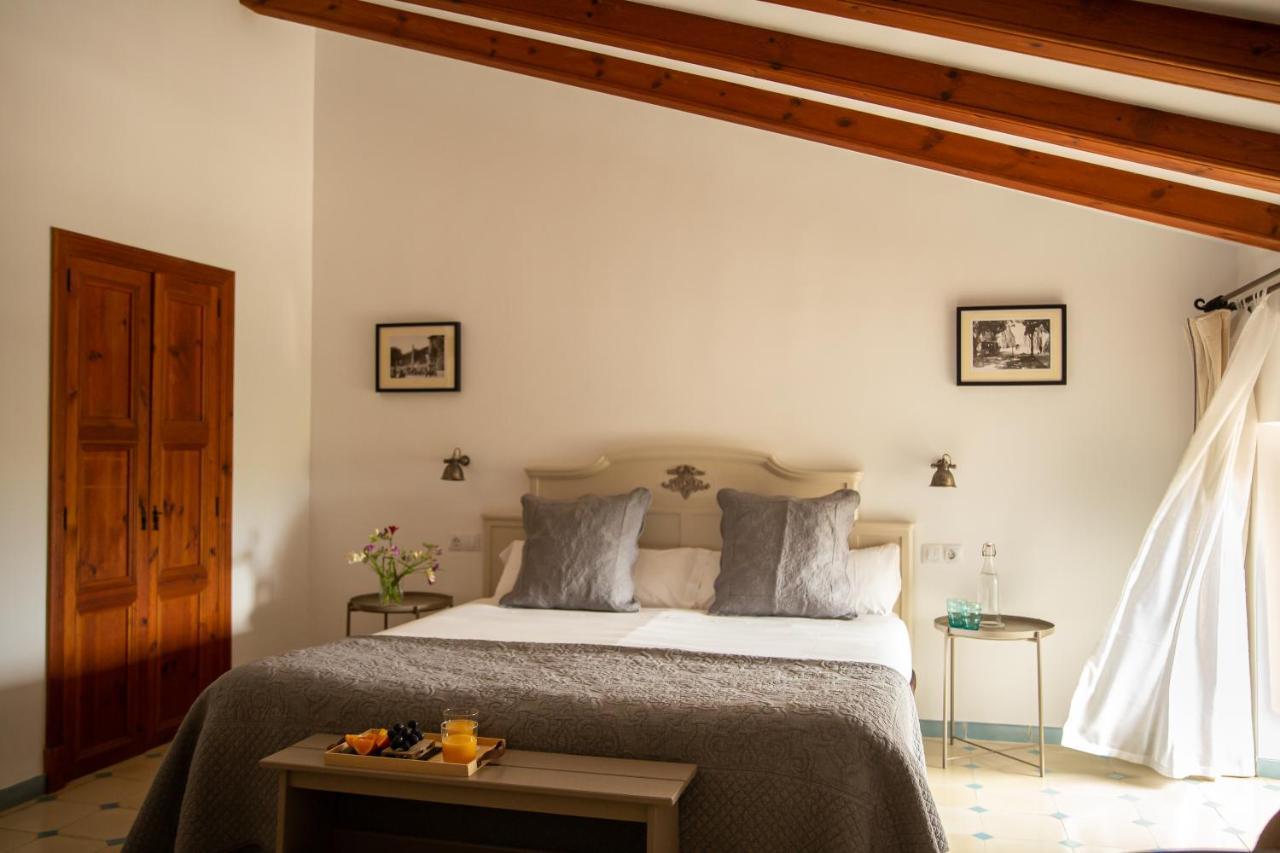 Cal Secretari Vell - Turismo De Interior Hotel La Cabaneta
