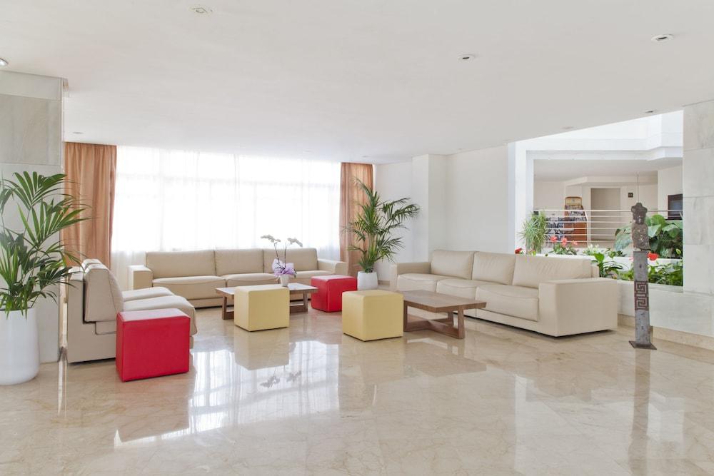 Grupotel Apartahotel