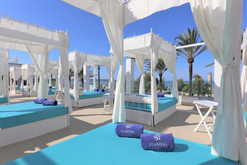 Iberostar Waves Bahia De Palma - Adults Only