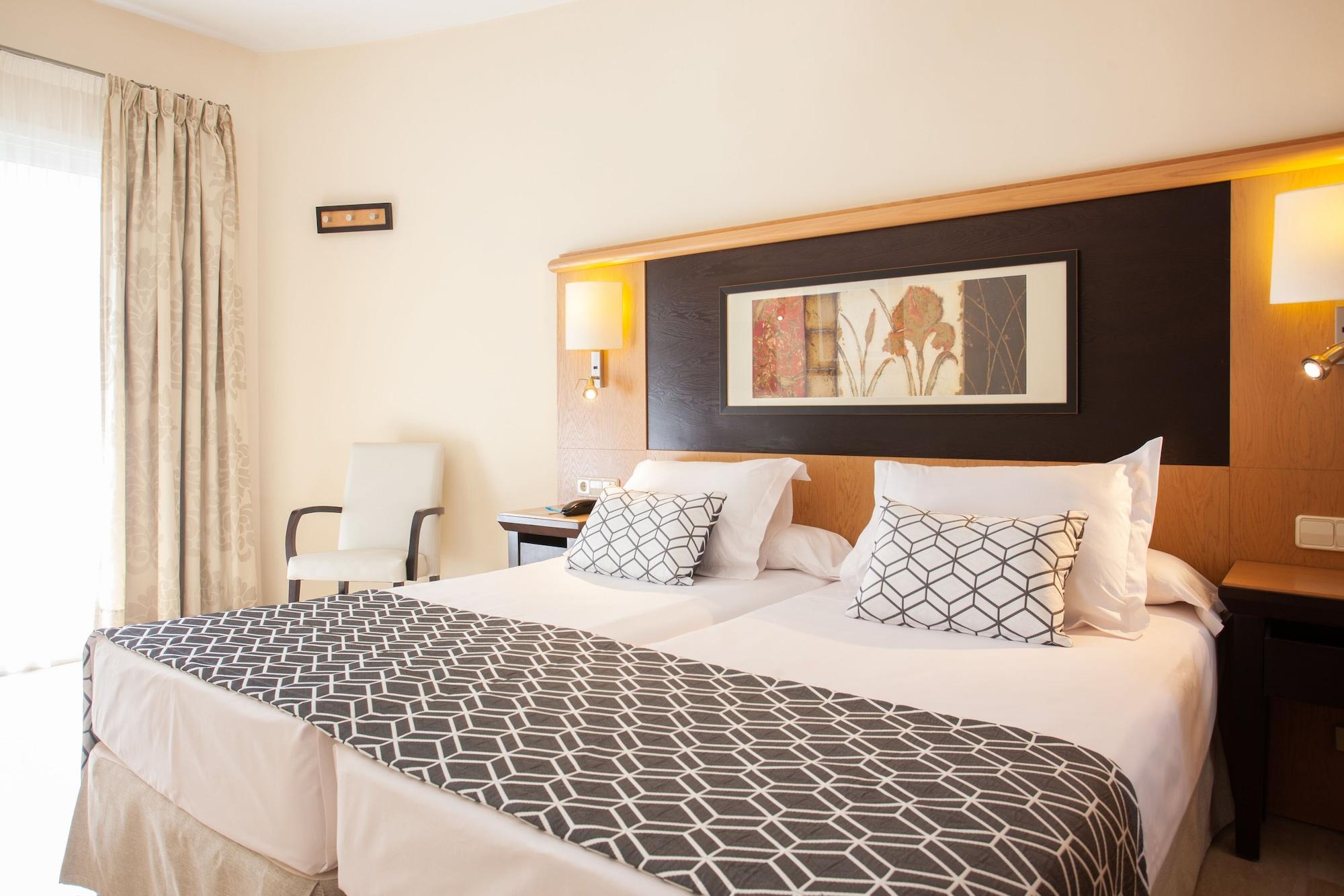 Grupotel Nilo & Apartahotel 4*