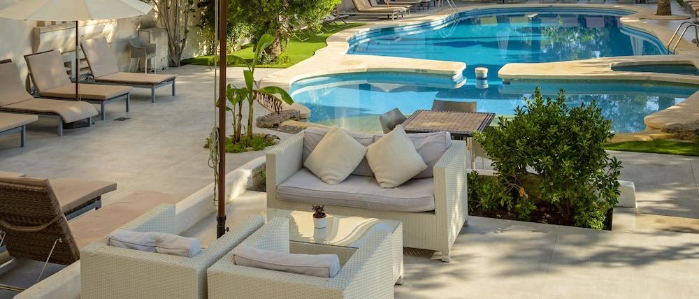 Es Baulo Petit Aparthotel Can Picafort (Mallorca)