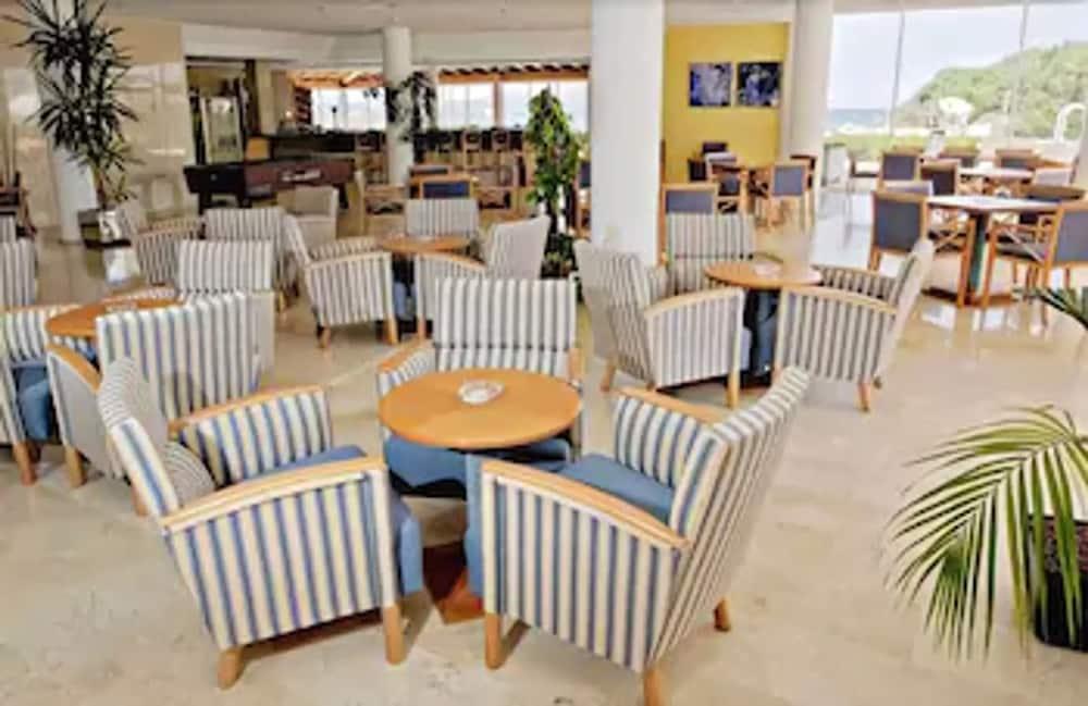 Apartahotel Dunes Platja