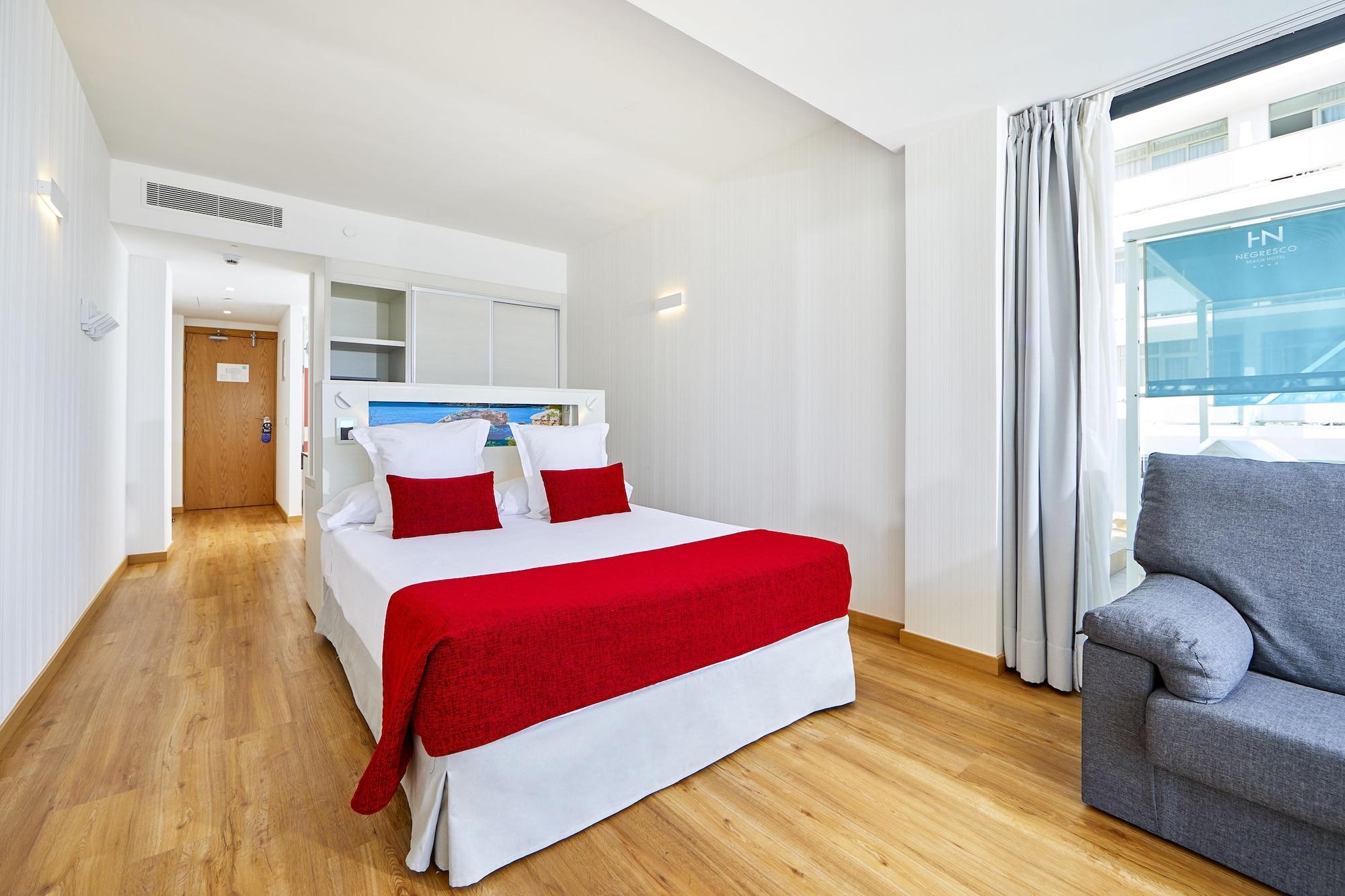 Negresco - Adults Only 4*