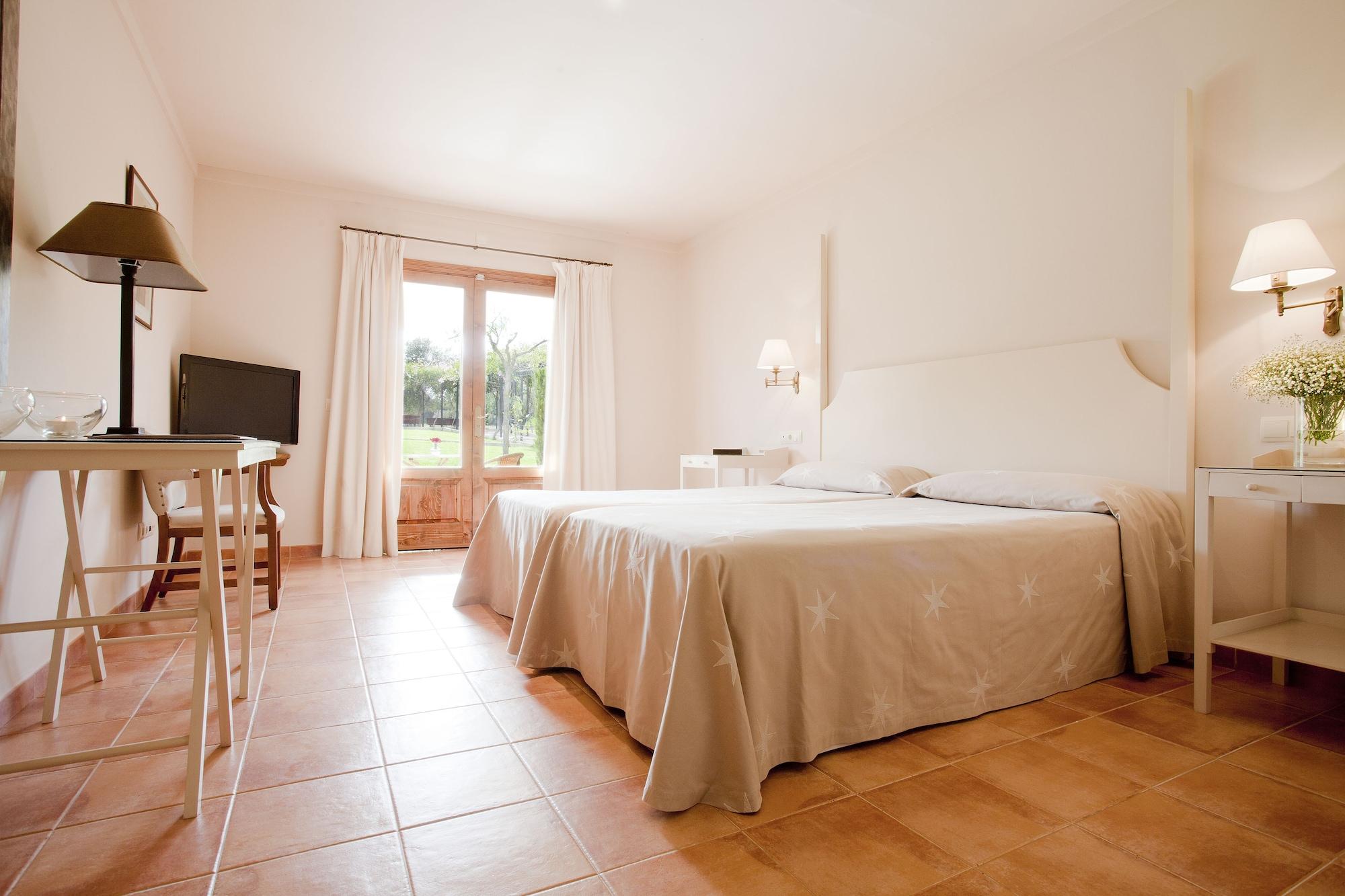 Son Corb Boutique 4*