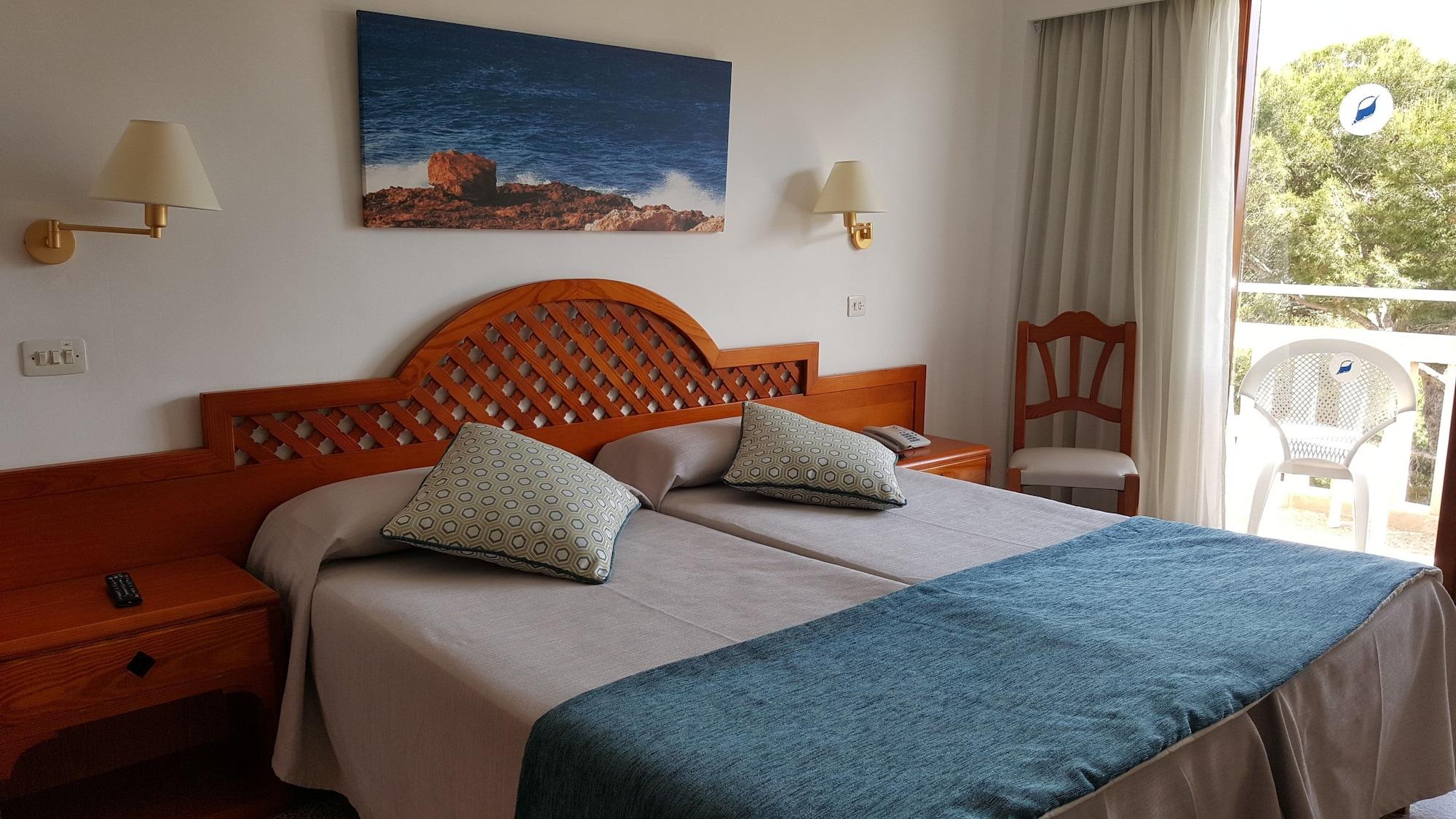 Hotel Pinos Playa