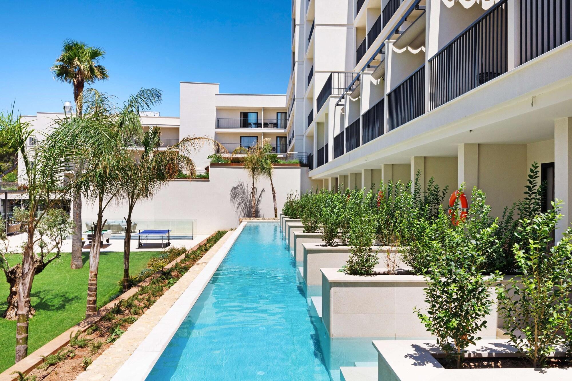 Paradiso Garden Hotel 4*
