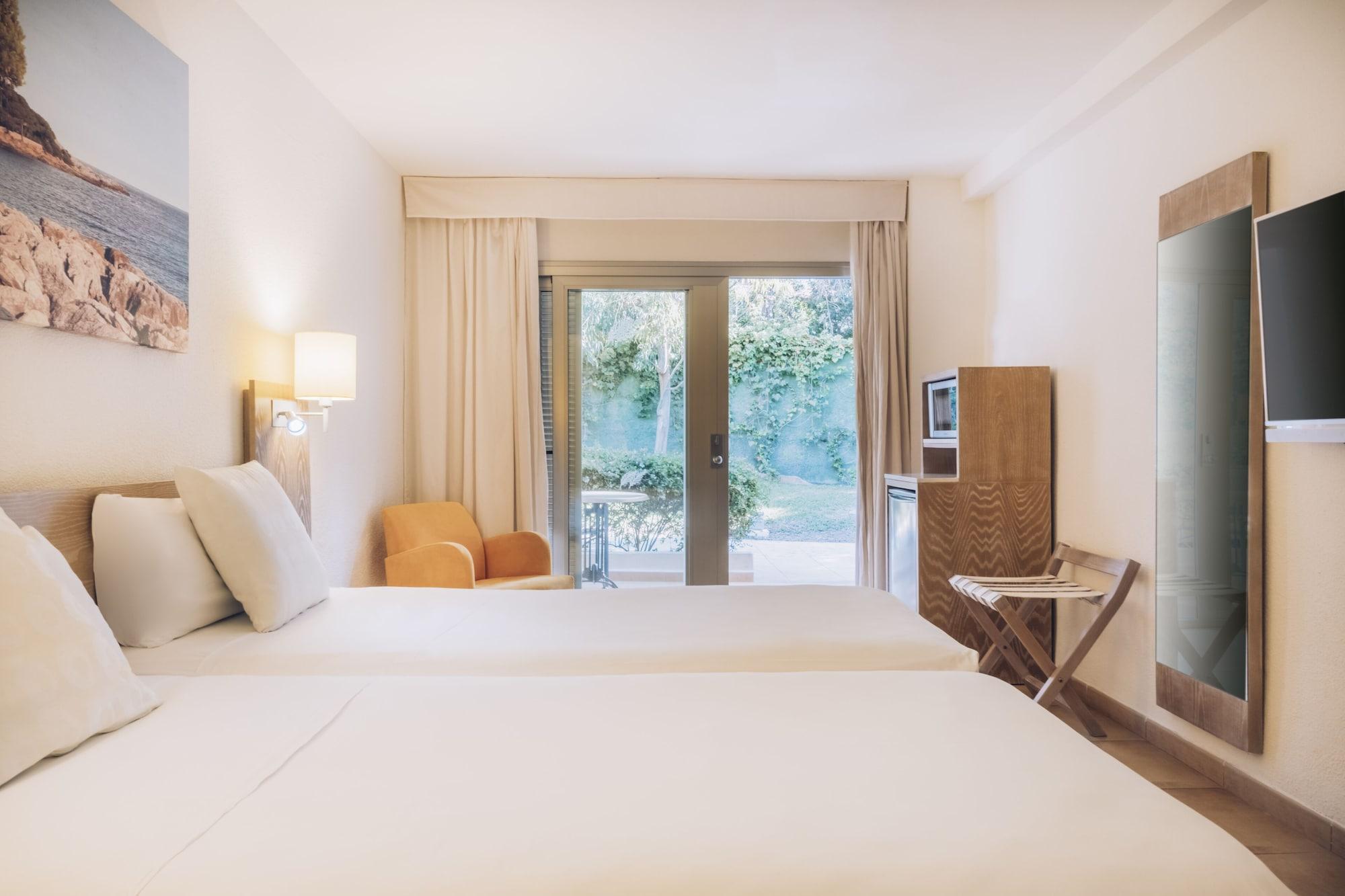 Hotel Iberostar Pinos Park Font de sa Cala